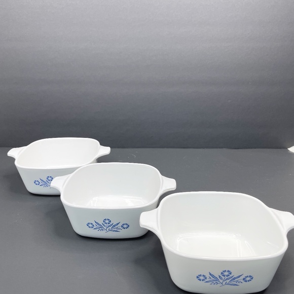 ๐ Corning Ware Blue Cornflower Casserole Dishes โ Set of 3 Vintage Baking Dishe - Picture 1 of 6